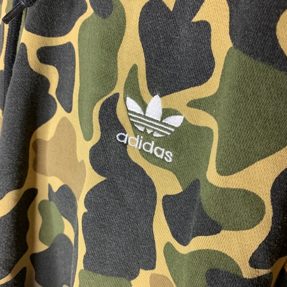 Camo Adidas sweatshirt - Picture 3 of 6